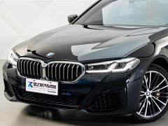 BMW 5 Series 530Li Premier M Sport Package - ფოტო 2