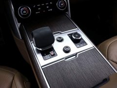 Land Rover Range Rover 3.0 L6 400PS Prestige Seven-Seat Extended Wheelbase - ფოტო 10