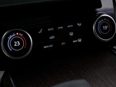 Land Rover Range Rover 3.0 L6 400PS Prestige Seven-Seat Extended Wheelbase - ფოტო 9