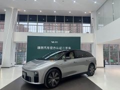 Li Auto i6 2025 Four-Wheel Drive Standard Edition - ფოტო 1
