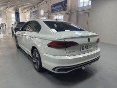 Volkswagen Bora 200TSI DSG Comfort Pro - ფოტო 6