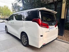 Toyota Alphard Hybrid 2.5L Luxury - ფოტო 5