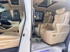 Toyota Alphard Hybrid 2.5L Luxury - ფოტო 8