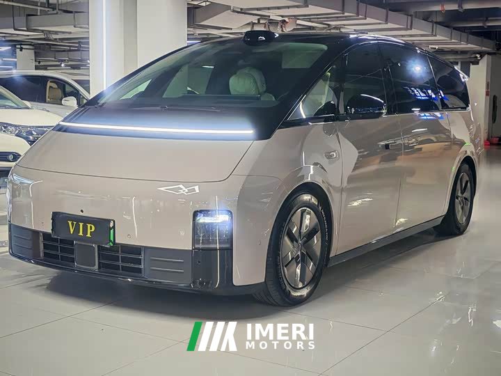 Li Auto Li Xiang MEGA Ultra - ავტომობილი ჩინეთიდან