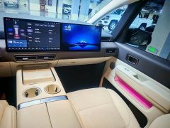 Li Auto Li Xiang MEGA Ultra - ფოტო 11