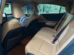 Lexus ES 2022 300h Excellence Edition - ფოტო 9