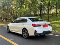 BMW 3 Series 325Li M Sport Package - ფოტო 16