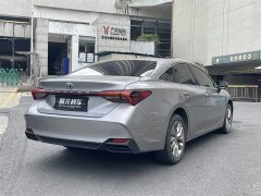 Toyota Avalon 2019 Hybrid 2.5L Luxury National VI - ფოტო 9