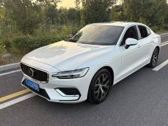 Volvo S60 B4 Smart Luxury Edition - ფოტო 1