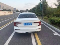 Volvo S60 B4 Smart Luxury Edition - ფოტო 8
