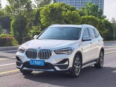 BMW X1 sDrive20Li Premium - ფოტო 1