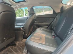 Hyundai Elantra 1.5L CVT Luxury - ფოტო 6