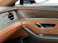 Bentley Flying Spur 4.0T V8 Elegance Edition - ფოტო 17