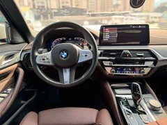 BMW 5 Series 530Li Luxury M Sport Package - ფოტო 4