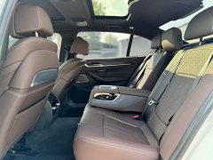 BMW 5 Series 530Li Luxury M Sport Package - ფოტო 7