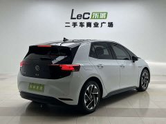 Volkswagen ID.3 Outstanding Edition - ფოტო 5