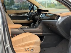Cadillac XT6 2.0T AWD Version - ფოტო 11