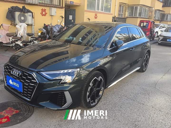 Audi A3 Sportback 35 TFSI Luxury Sport - ავტომობილი ჩინეთიდან