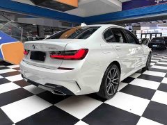BMW 3 Series 320Li M Sport Package - ფოტო 19