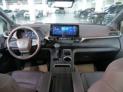 Toyota Sienna 2021 2.5L Hybrid Platinum Edition - ფოტო 12
