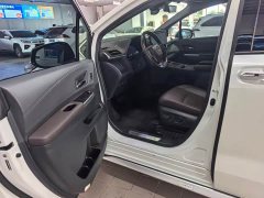 Toyota Grevias 2.5L Hybrid Flagship VIP Edition - ფოტო 5