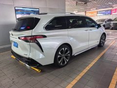 Toyota Grevias 2.5L Hybrid Flagship VIP Edition - ფოტო 6