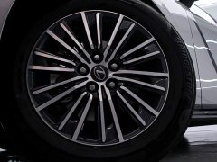 Lexus ES 300h - ფოტო 16
