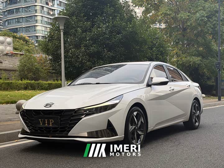 Hyundai Elantra 2022 1.5L CVT Luxury - ავტომობილი ჩინეთიდან