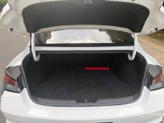 Hyundai Elantra 2022 1.5L CVT Luxury - ფოტო 13
