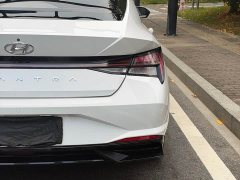 Hyundai Elantra 2022 1.5L CVT Luxury - ფოტო 15
