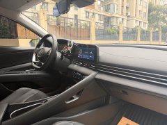 Hyundai Elantra 2022 1.5L CVT Luxury - ფოტო 5