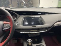 Cadillac XT4 28T FWD Luxury - ფოტო 15