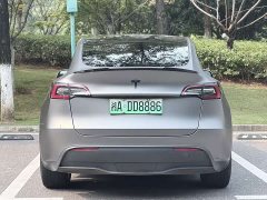 Tesla Model Y Long Range All-Wheel Drive - ფოტო 5