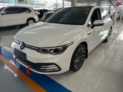 Volkswagen Golf 2021 280TSI DSG Pro - ფოტო 1