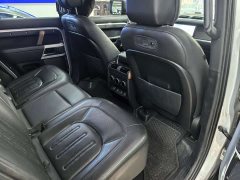 Land Rover Defender 110 P400 Dark Edition - ფოტო 9
