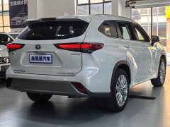 Toyota Highlander 2022 Hybrid 2.5L AWD Premium 7-Seater - ფოტო 14