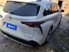 Toyota Sienna 2021 2.5L Hybrid Premium Edition - ფოტო 3