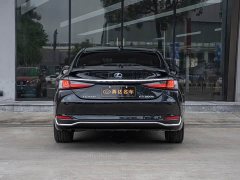 Lexus ES 300h Premium Edition - ფოტო 5