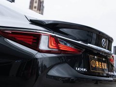 Lexus ES 300h Premium Edition - ფოტო 7