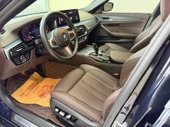 BMW 5 Series 530Li Luxury M Sport Package - ფოტო 2