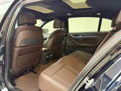 BMW 5 Series 530Li Luxury M Sport Package - ფოტო 8