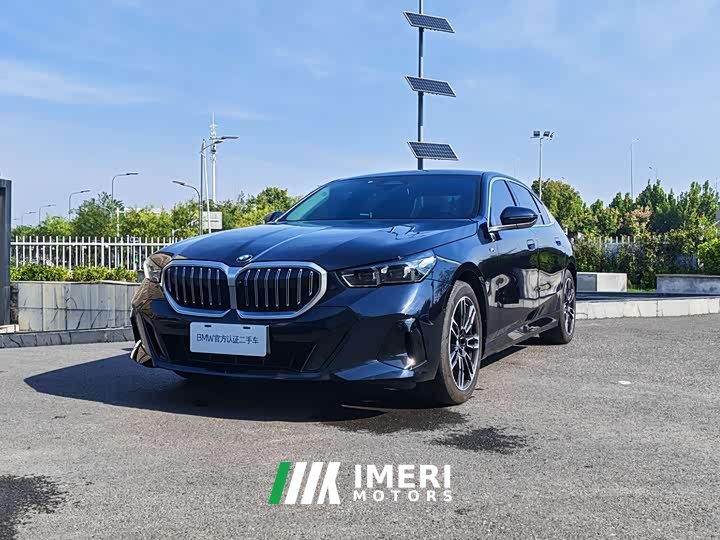 BMW 5 Series 530Li Premier M Sport Package - ავტომობილი ჩინეთიდან