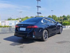 BMW 5 Series 530Li Premier M Sport Package - ფოტო 5