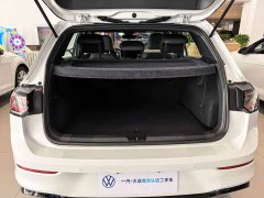 Volkswagen Golf 300TSI R-Line - ფოტო 10