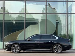 BMW i7 2023 eDrive50L M Sport Luxury Package - ფოტო 3