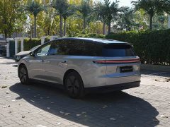 Li Auto i8 Standard Edition - ფოტო 7
