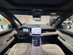 Zeekr 009 2024 Six-Seat Executive AWD 108kWh - ფოტო 14