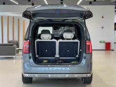 Zeekr 009 2024 Six-Seat Executive AWD 108kWh - ფოტო 16