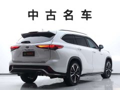 Toyota Crown Venza 2021 2.5L HEV AWD Premium - ფოტო 4