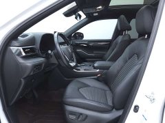 Toyota Crown Venza 2021 2.5L HEV AWD Premium - ფოტო 8